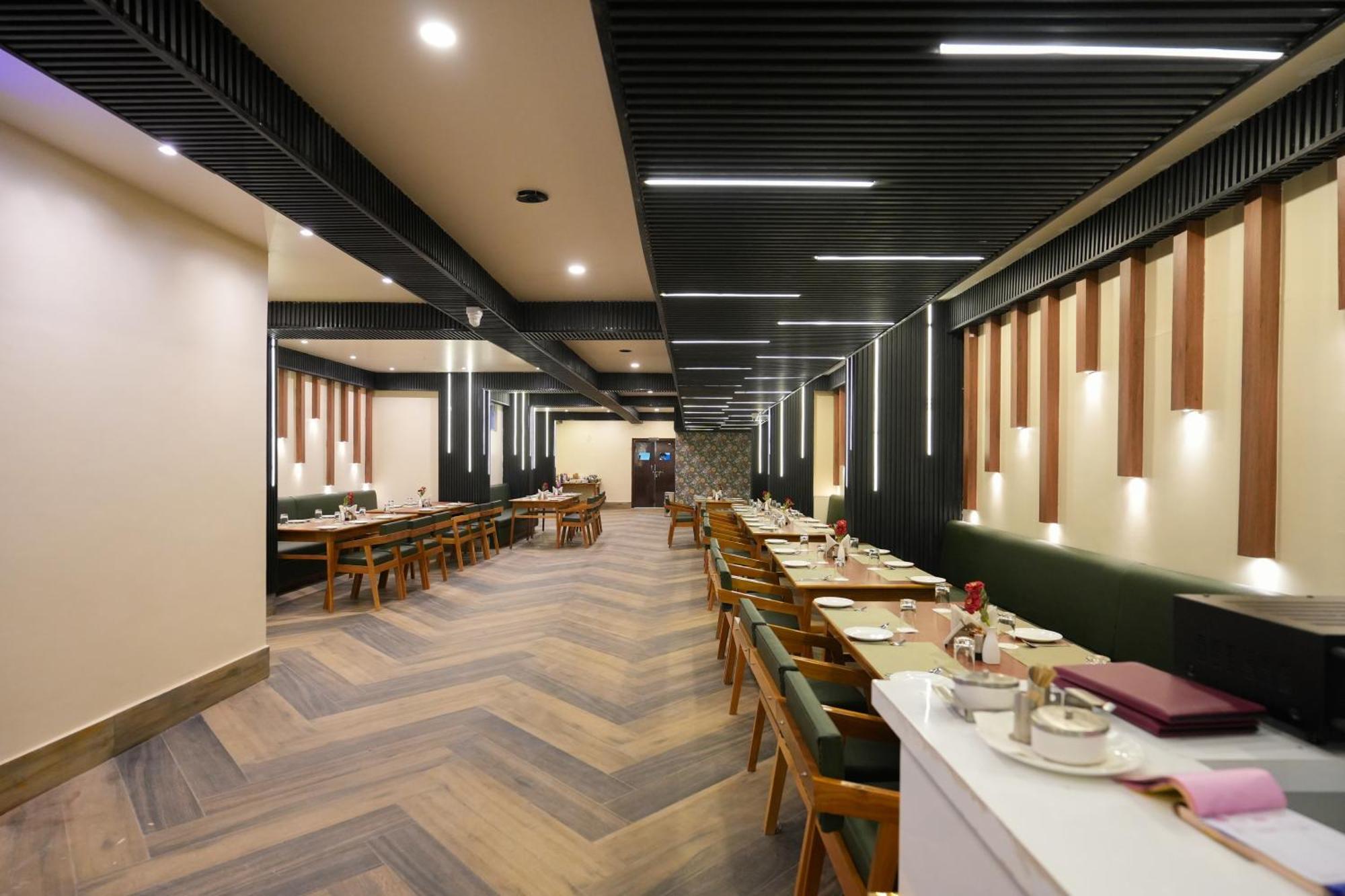Hotel Pavitra Purnia Exterior photo