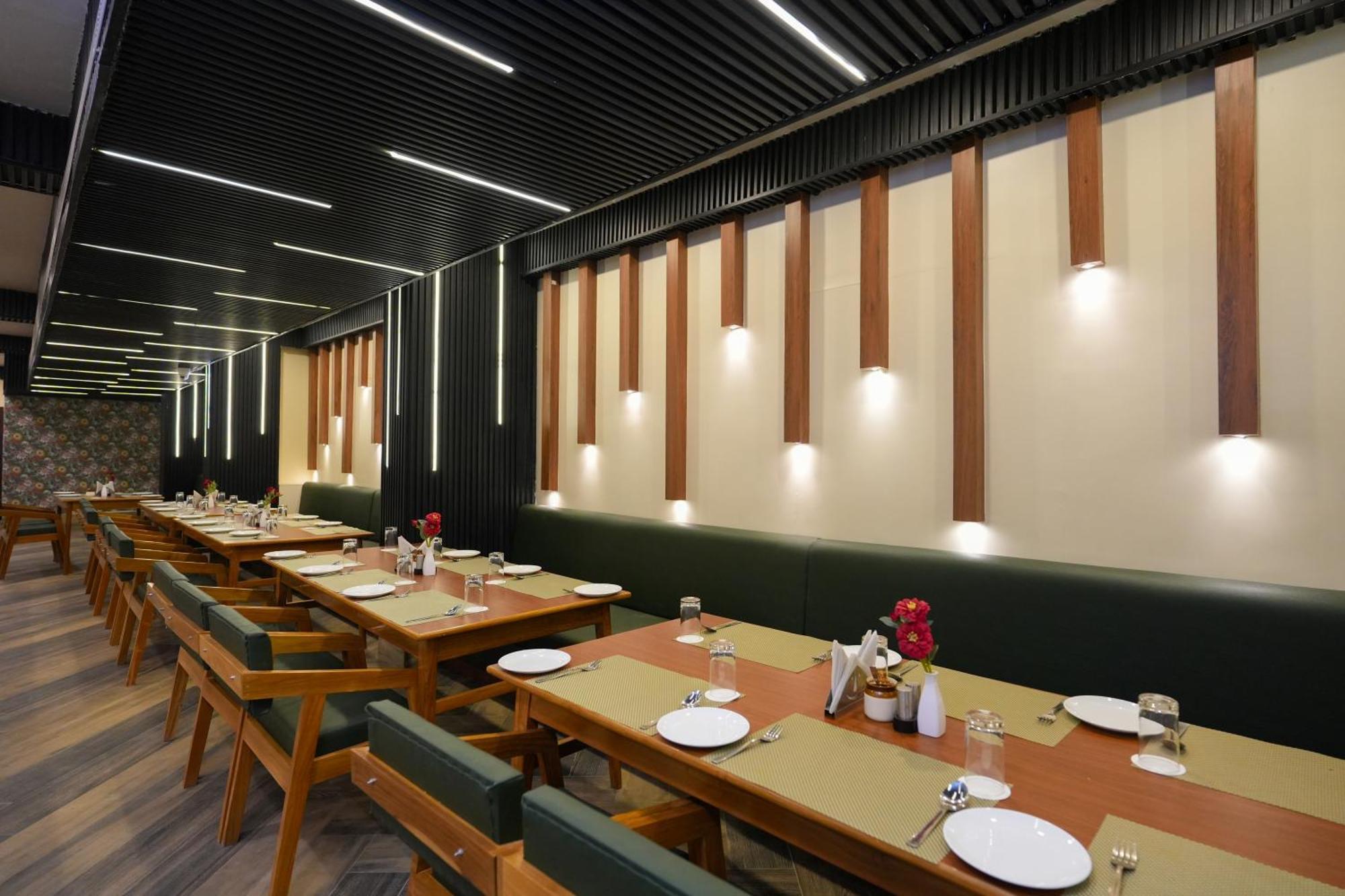 Hotel Pavitra Purnia Exterior photo